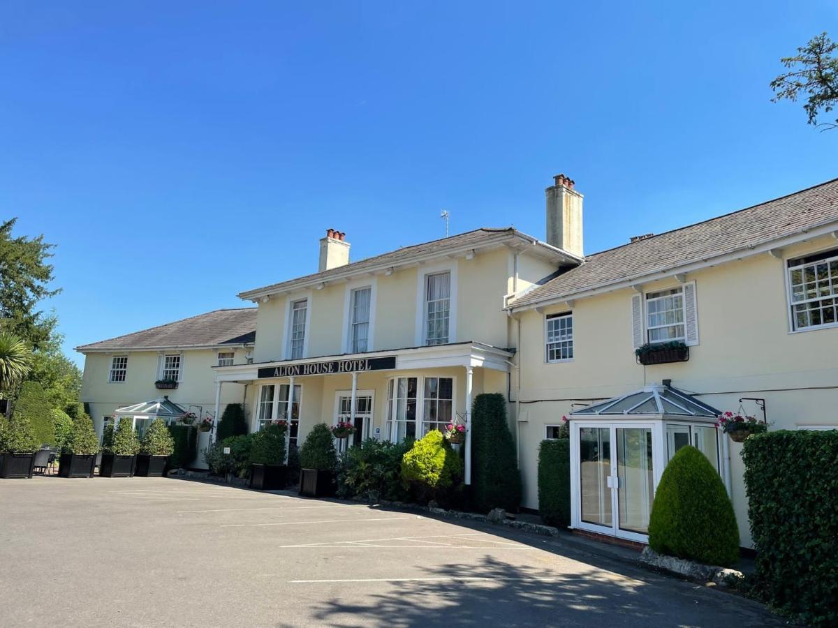 Alton House Hotel Exterior photo